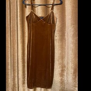 Velvet strappy burnt orange fitted stretch dress🍊